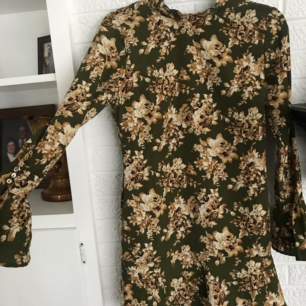 Long sleeve dress